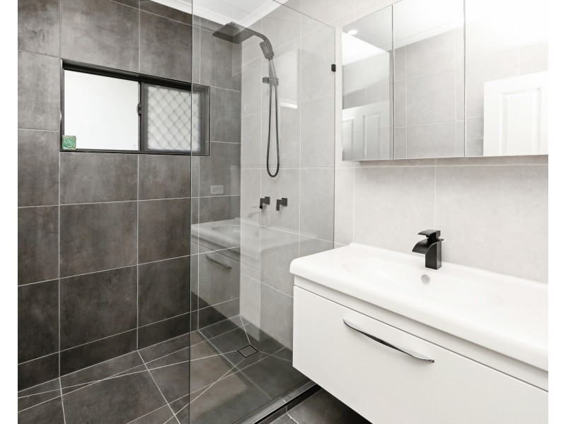 86 Golden Grove Drive, Bentley Park QLD 4869