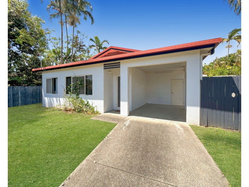 25 Derby Street, Yorkeys Knob QLD 4878