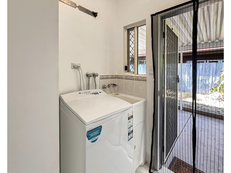 25 Derby Street, Yorkeys Knob QLD 4878