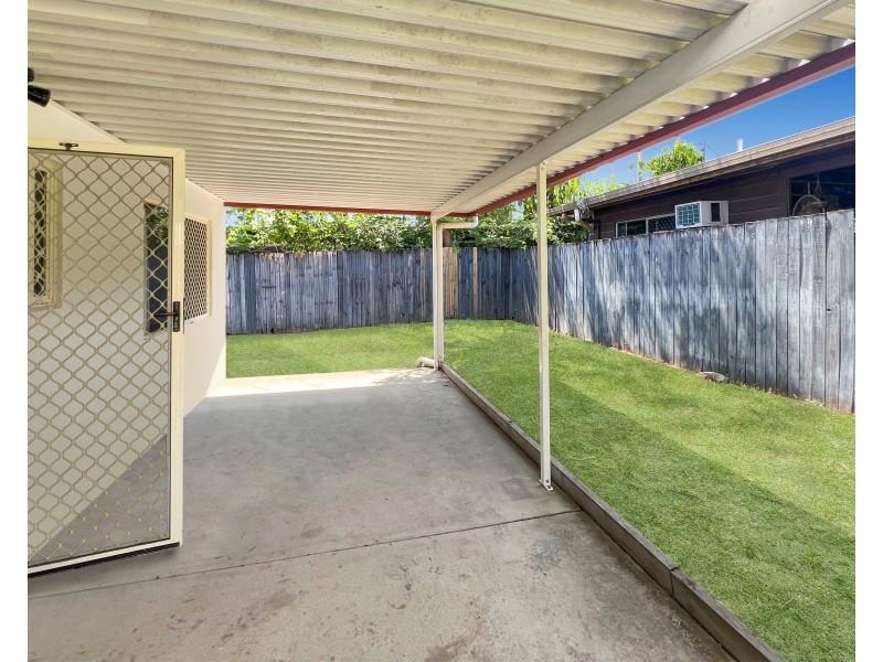 25 Derby Street, Yorkeys Knob QLD 4878