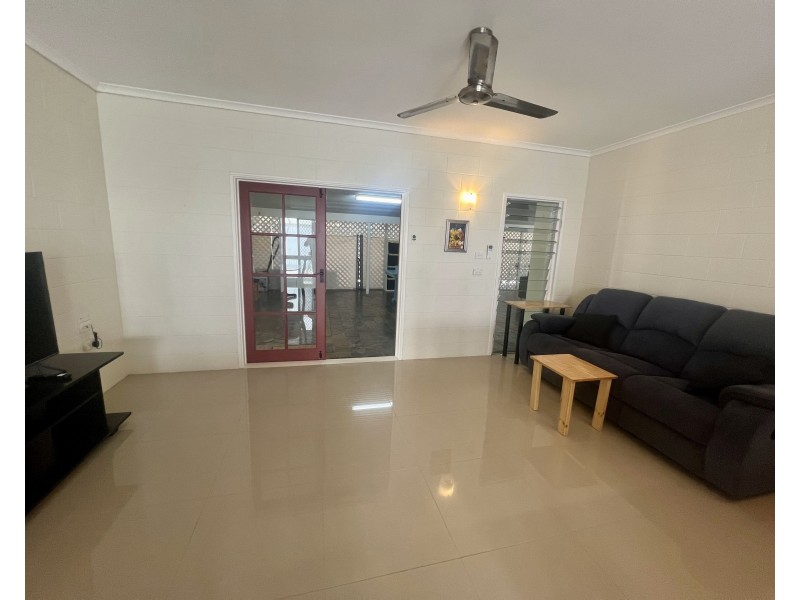 15 Escape Close, Clifton Beach QLD 4879