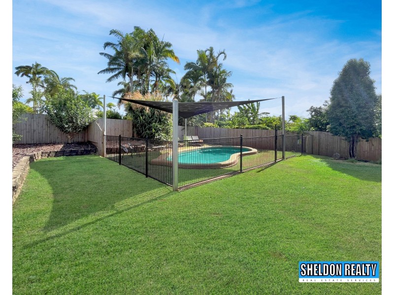 8 Bolwarra Close, Redlynch QLD 4870