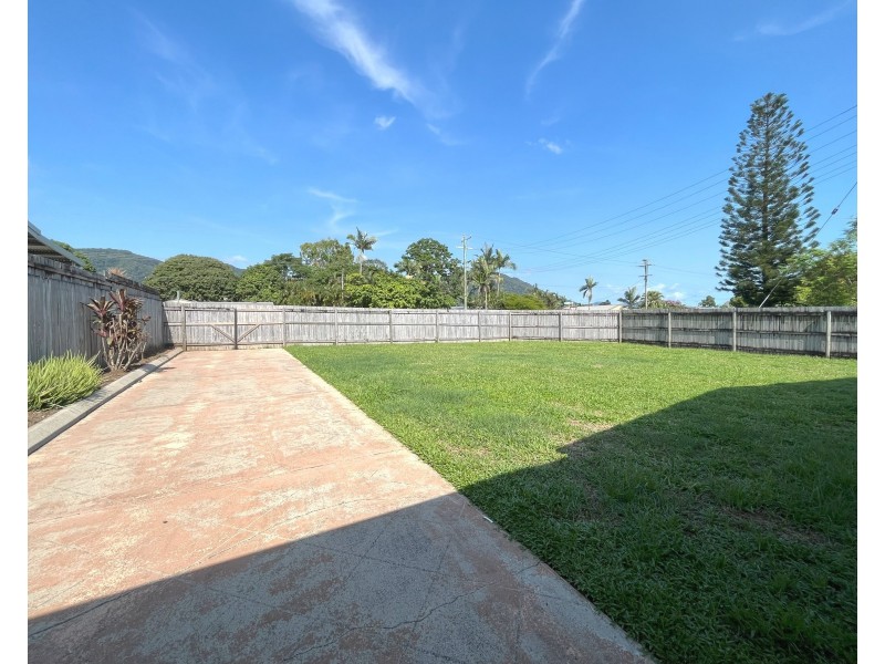47a Toogood Road, Woree QLD 4868