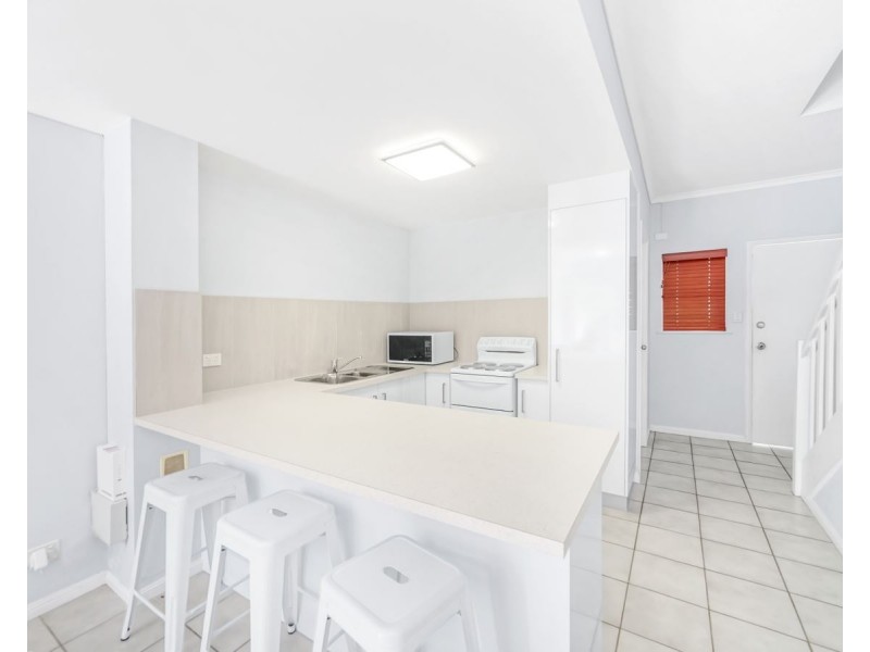14/38 Springfield Crescent, Manoora QLD 4870