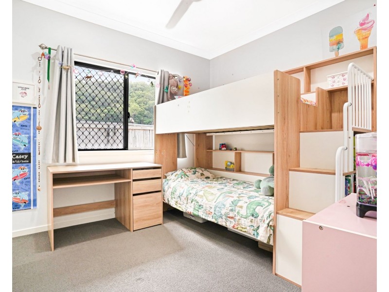 2 Flow Close, Trinity Beach QLD 4879