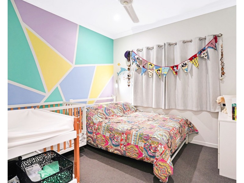 2 Flow Close, Trinity Beach QLD 4879