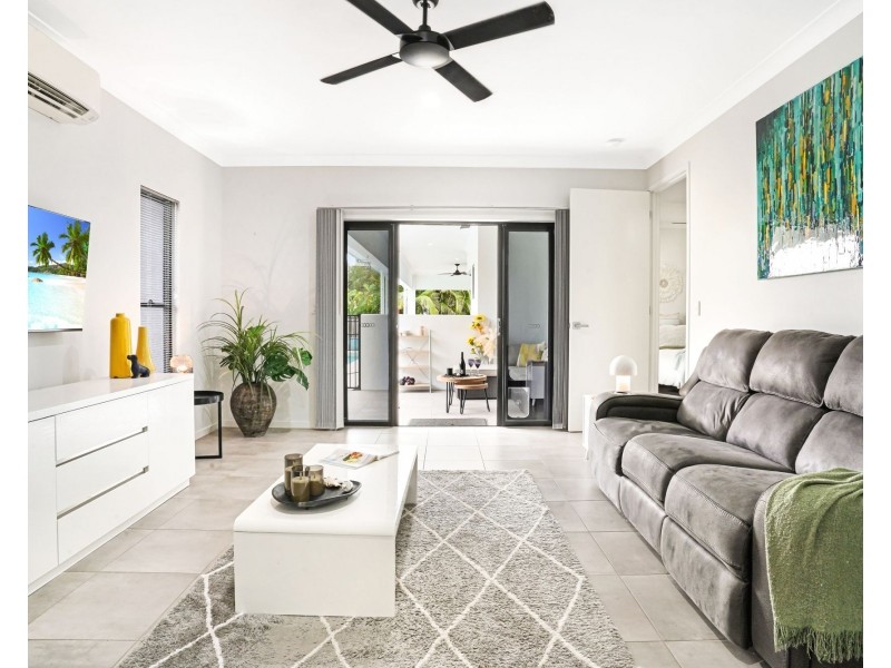 2 Flow Close, Trinity Beach QLD 4879