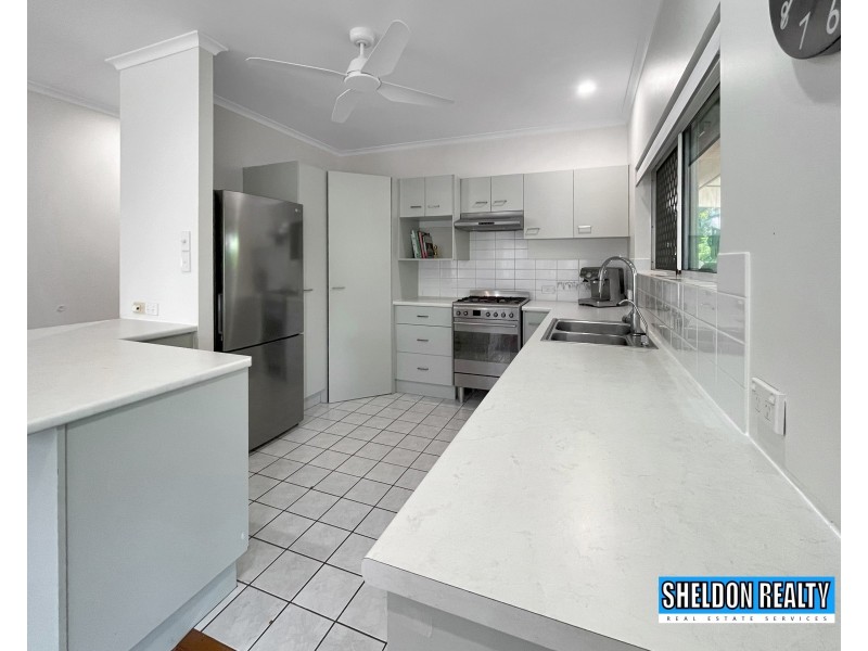 8 Bolwarra Close, Redlynch QLD 4870