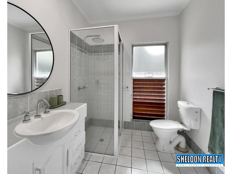 8 Bolwarra Close, Redlynch QLD 4870