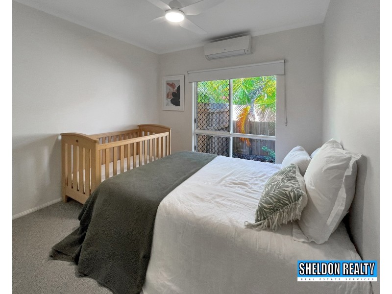 8 Bolwarra Close, Redlynch QLD 4870