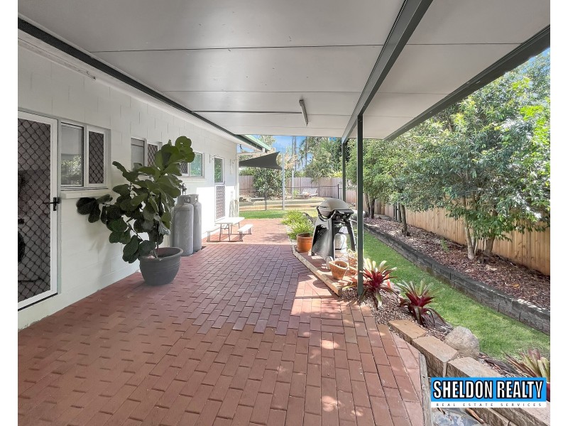 8 Bolwarra Close, Redlynch QLD 4870