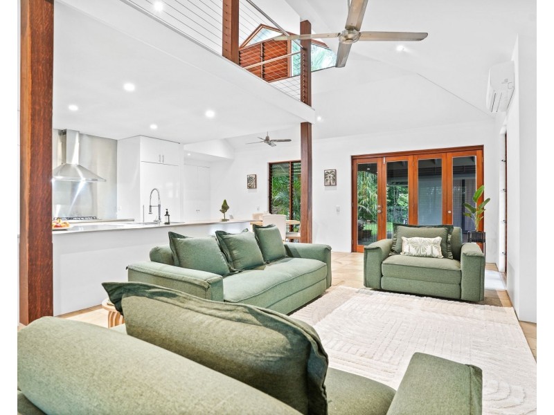 3 Bramble Street, Clifton Beach QLD 4879