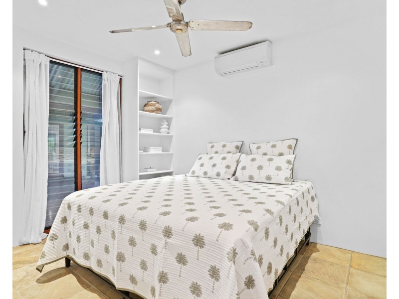 3 Bramble Street, Clifton Beach QLD 4879