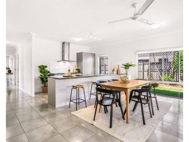 34 Thornborough Circuit, Smithfield QLD 4878