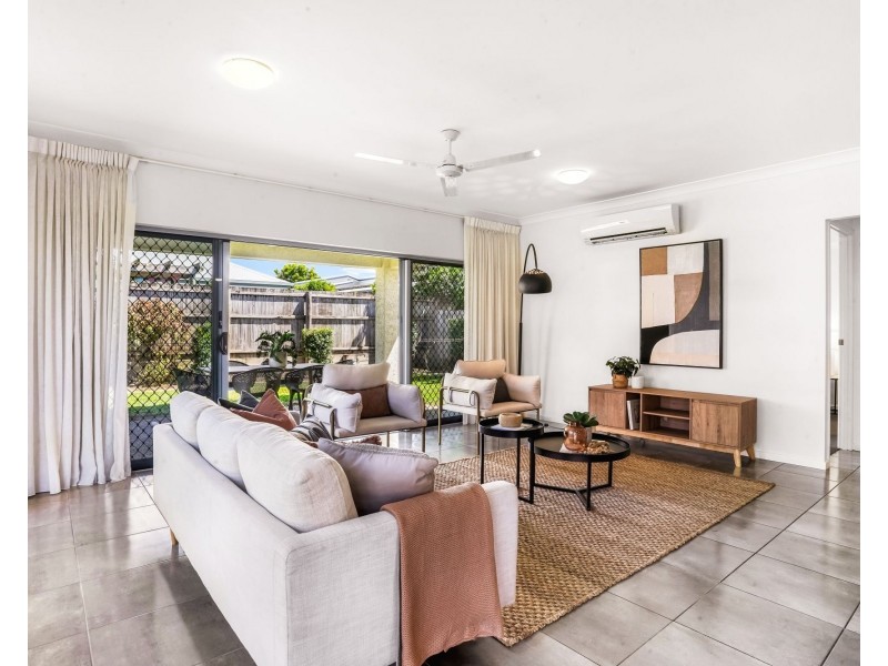 34 Thornborough Circuit, Smithfield QLD 4878