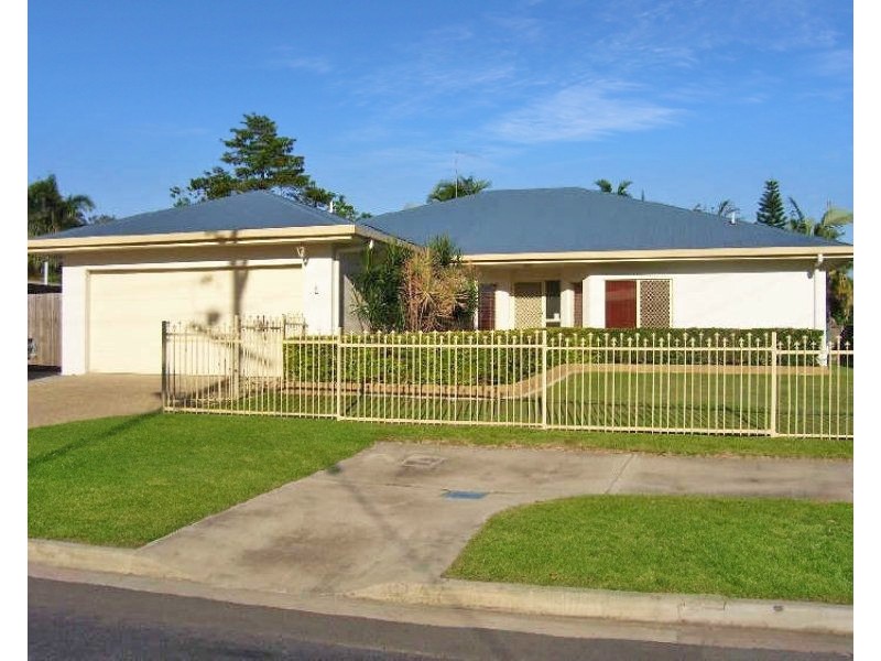 2 Kambara Street, White Rock QLD 4868