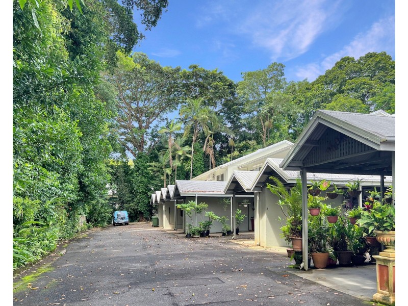 9/13 Le Grande Street, Freshwater QLD 4870