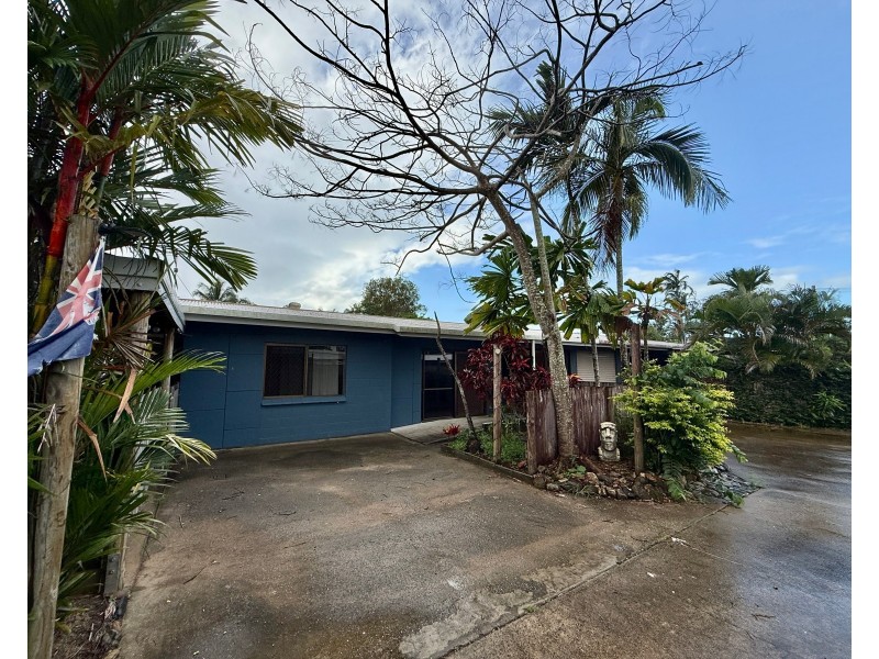 1/5 Simbai Close, Trinity Beach QLD 4879