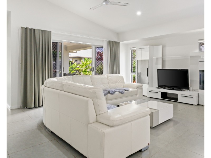 41 Thornborough Circuit, Smithfield QLD 4878