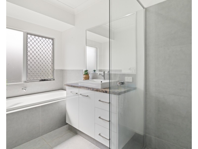 41 Thornborough Circuit, Smithfield QLD 4878