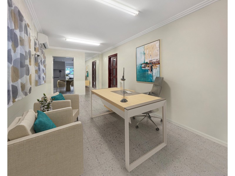 4 Holmes Street, Stratford QLD 4870