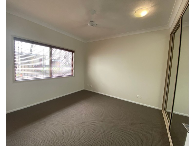 1/14 Macilwraith Street, Manoora QLD 4870