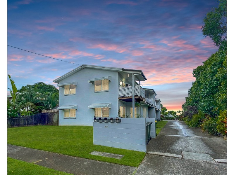 2/106 Callaghan Street, Mooroobool QLD 4870