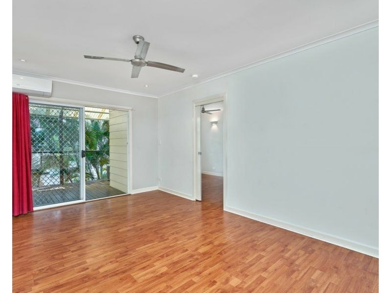 2/15 Amphora Street, Palm Cove QLD 4879