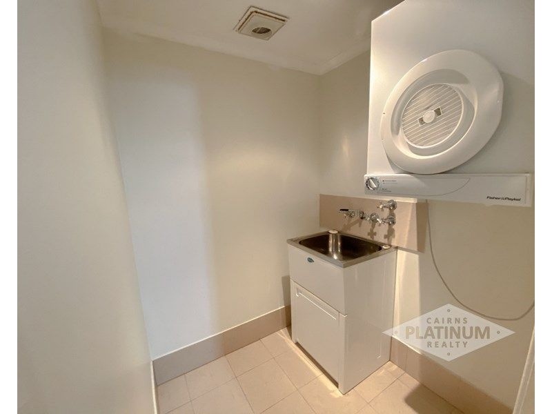 2/15 Amphora Street, Palm Cove QLD 4879