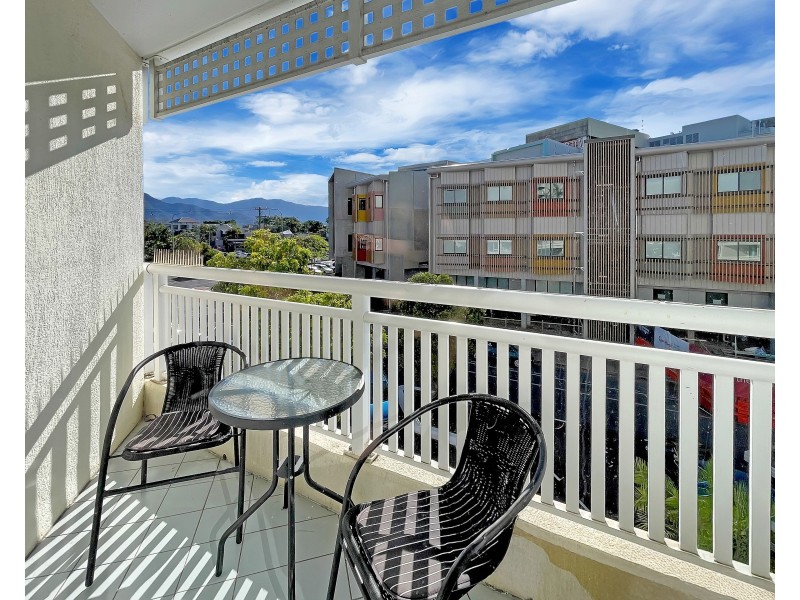127 & 128/166-168 Lake Street, Cairns North QLD 4870