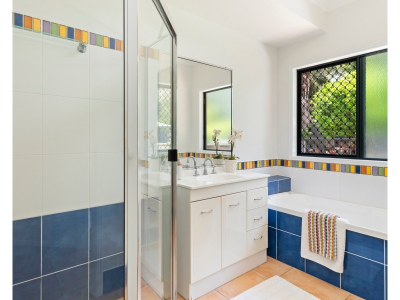 18 Escape Close, Clifton Beach QLD 4879
