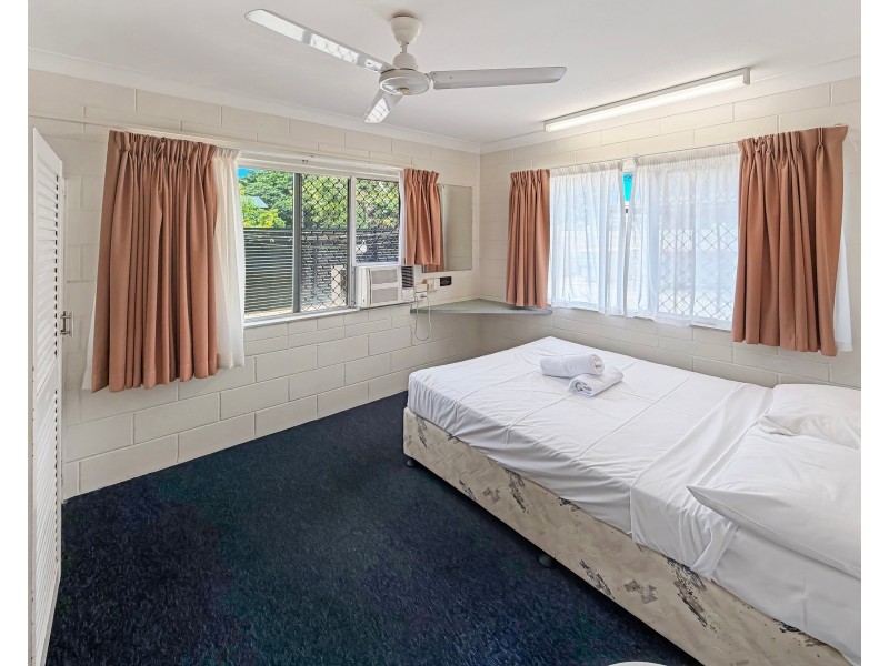 Unit 13/270-278 Sheridan Street, Cairns North QLD 4870