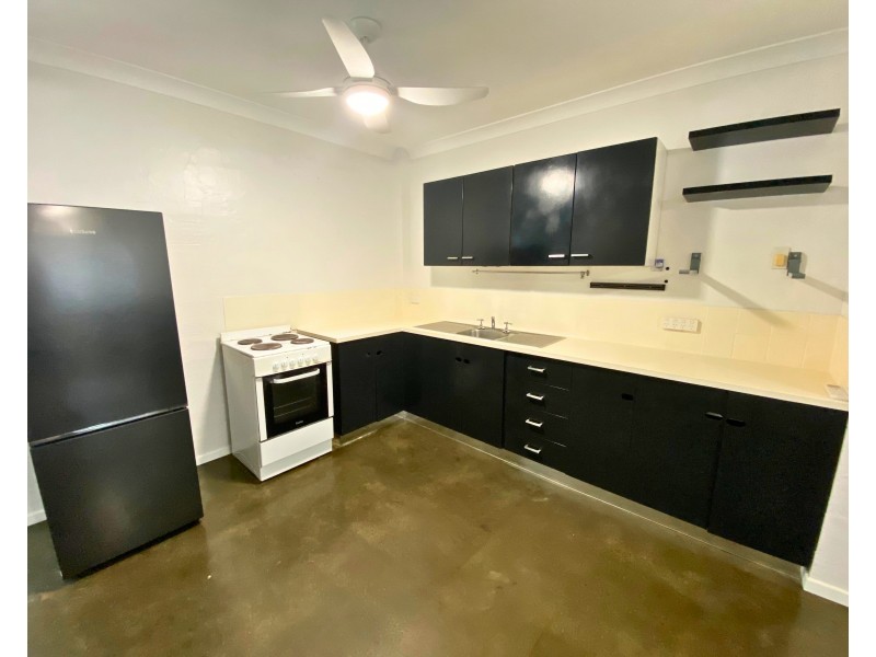 1/513 Varley Street, Yorkeys Knob QLD 4878