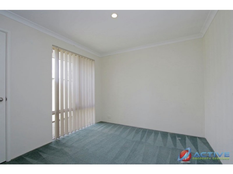 36B Pentland Cresent, Dudley Park WA 6210