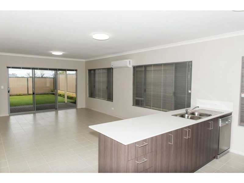 36 Wilderness Way, Aveley WA 6069