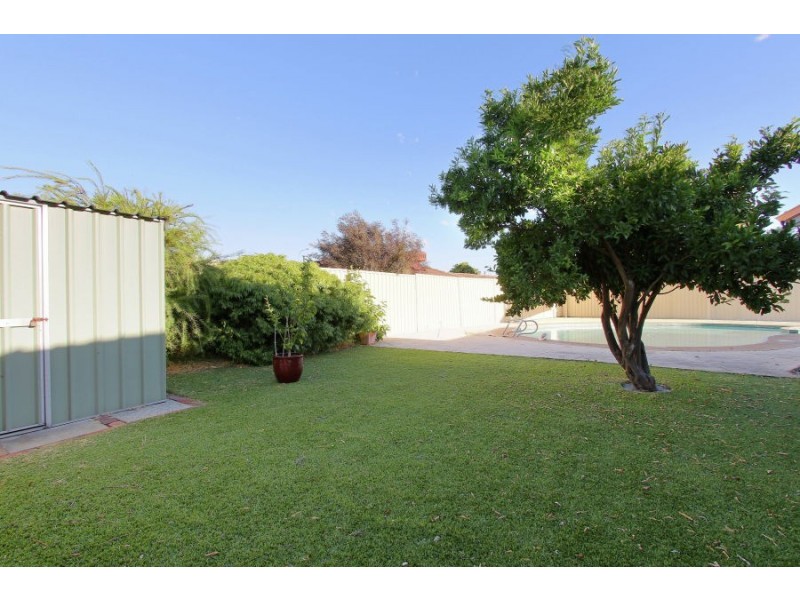 10 Symon Close, Bull Creek WA 6149