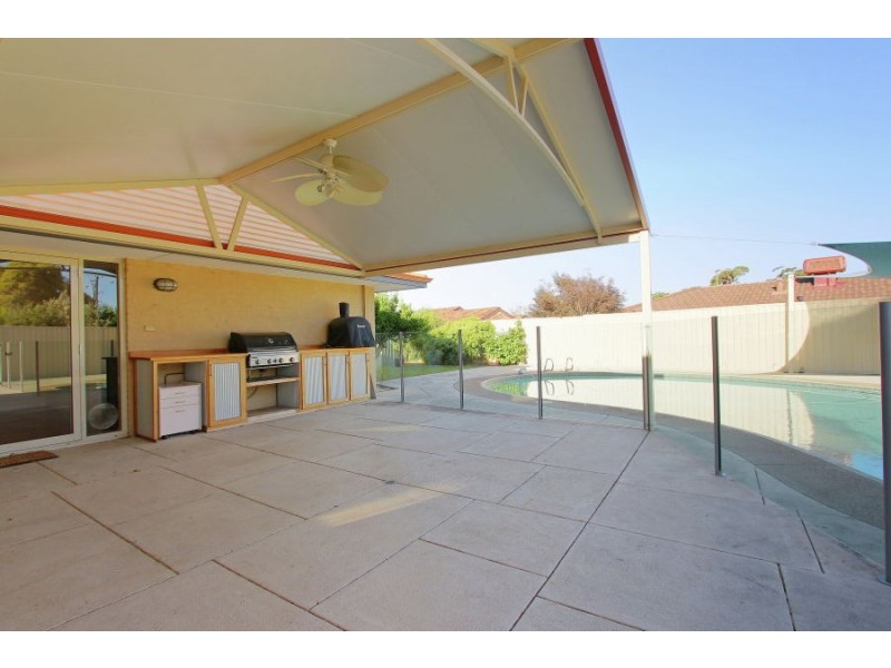 10 Symon Close, Bull Creek WA 6149