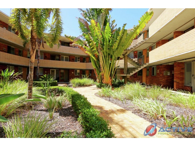 14F 47 Herdsman Parade, Wembley WA 6014
