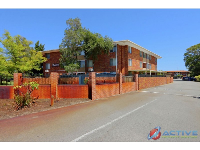 14F 47 Herdsman Parade, Wembley WA 6014