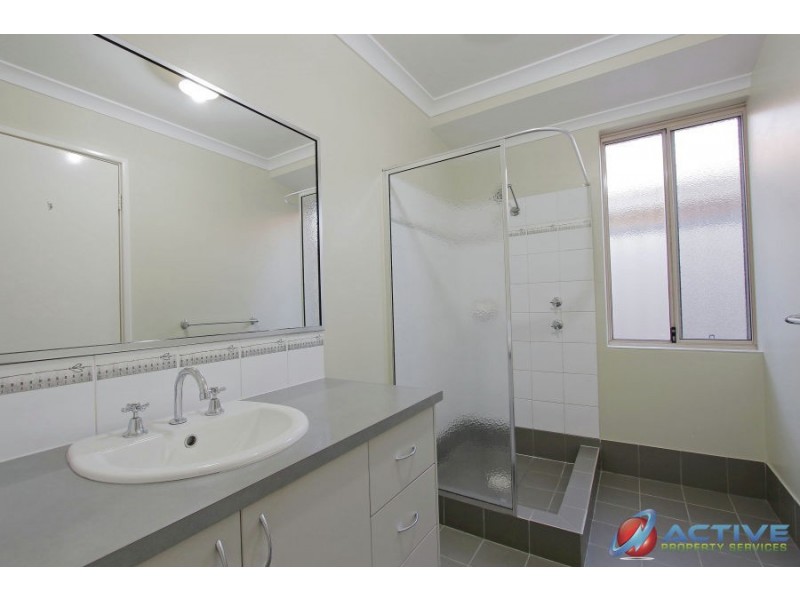 12 Sequin Close, Meadow Springs WA 6210