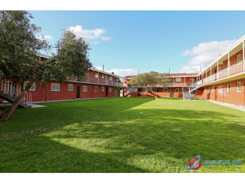 6/15 Corvus Place, Rockingham WA 6168