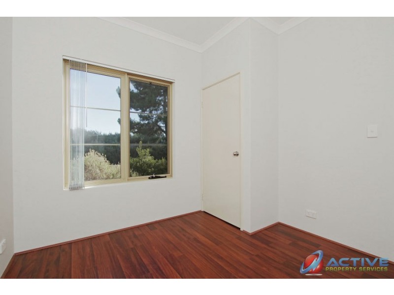 17 Pegus Way, Piara Waters WA 6112