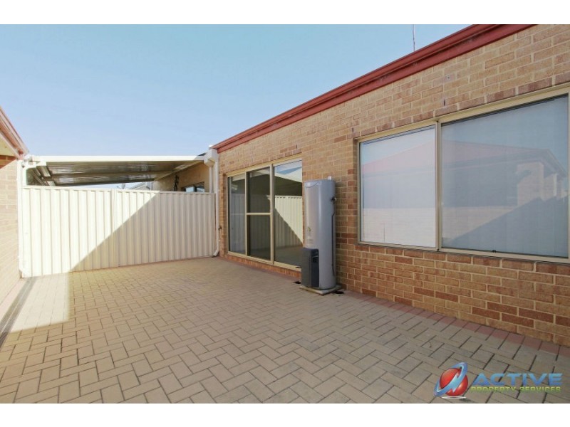 17 Pegus Way, Piara Waters WA 6112