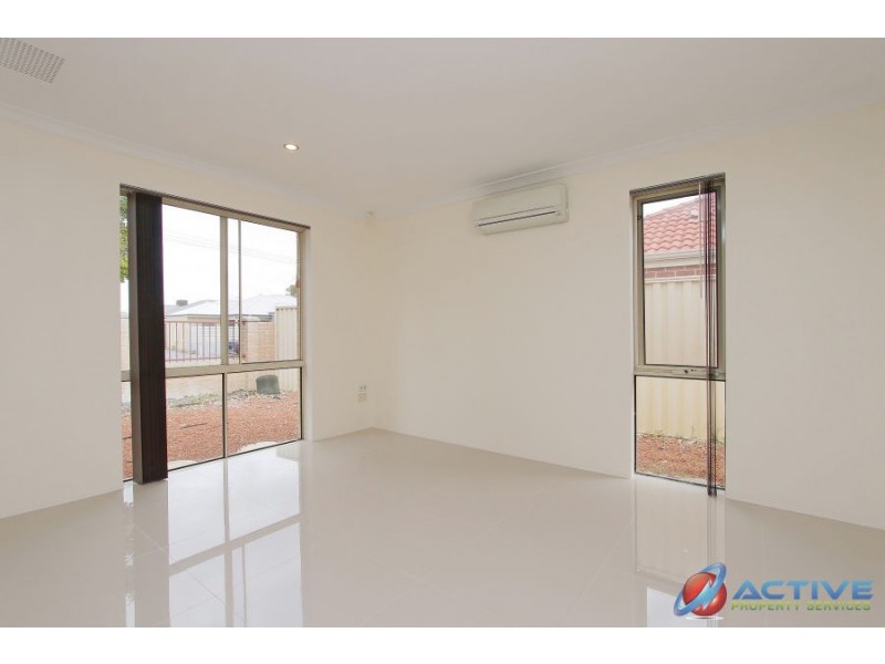 12/12 Arthur Street, Cannington WA 6107