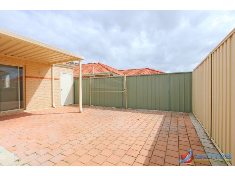 12/12 Arthur Street, Cannington WA 6107