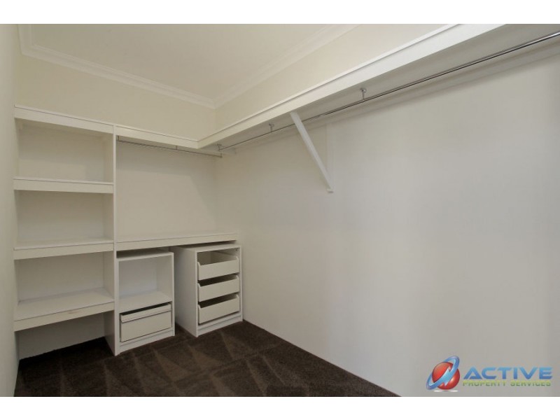 21 Victor Drive, Madora Bay WA 6210