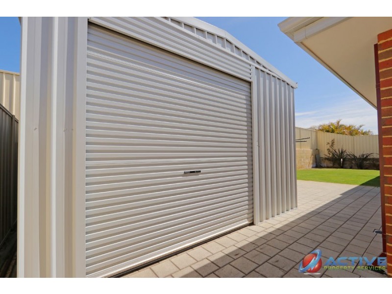 21 Victor Drive, Madora Bay WA 6210