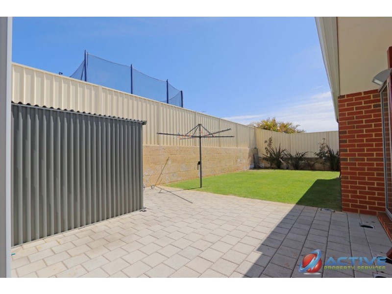 21 Victor Drive, Madora Bay WA 6210