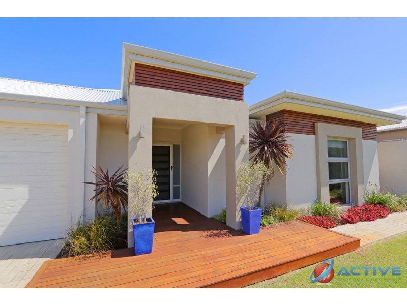 21 Victor Drive, Madora Bay WA 6210