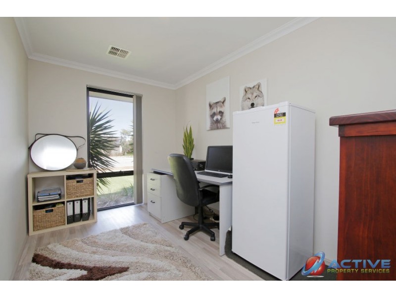 23 Newbridge Street, Meadow Springs WA 6210